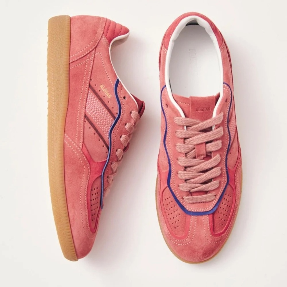 NWT Rife Pink Leather Sneakers